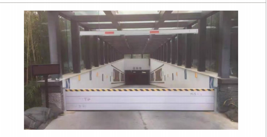小区地下车库铝合金防汛挡水板安装